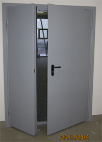 Противопожарная двупольная дверь ДПМ2 EI60
